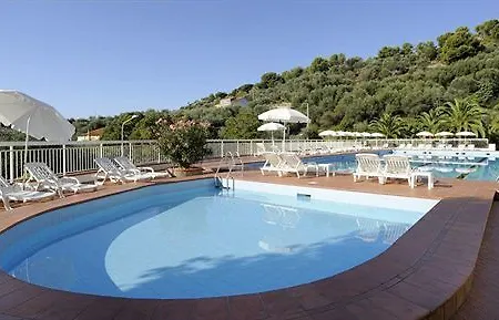 Il Borgo Della Rovere San Bartolomeo Al Mare