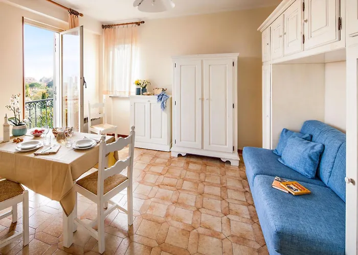 Апарт-отель Il Borgo Della Rovere 3*