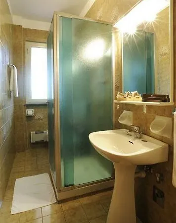 Aparthotel Il Borgo Della Rovere 4*
