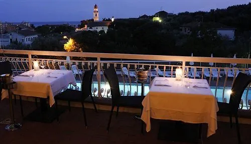 Il Borgo Della Rovere San Bartolomeo Al Mare